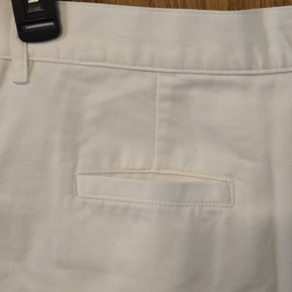Lauren Ralph Lauren Khaki Chino Shorts Midrise Women size 6P - Picture 8 of 14